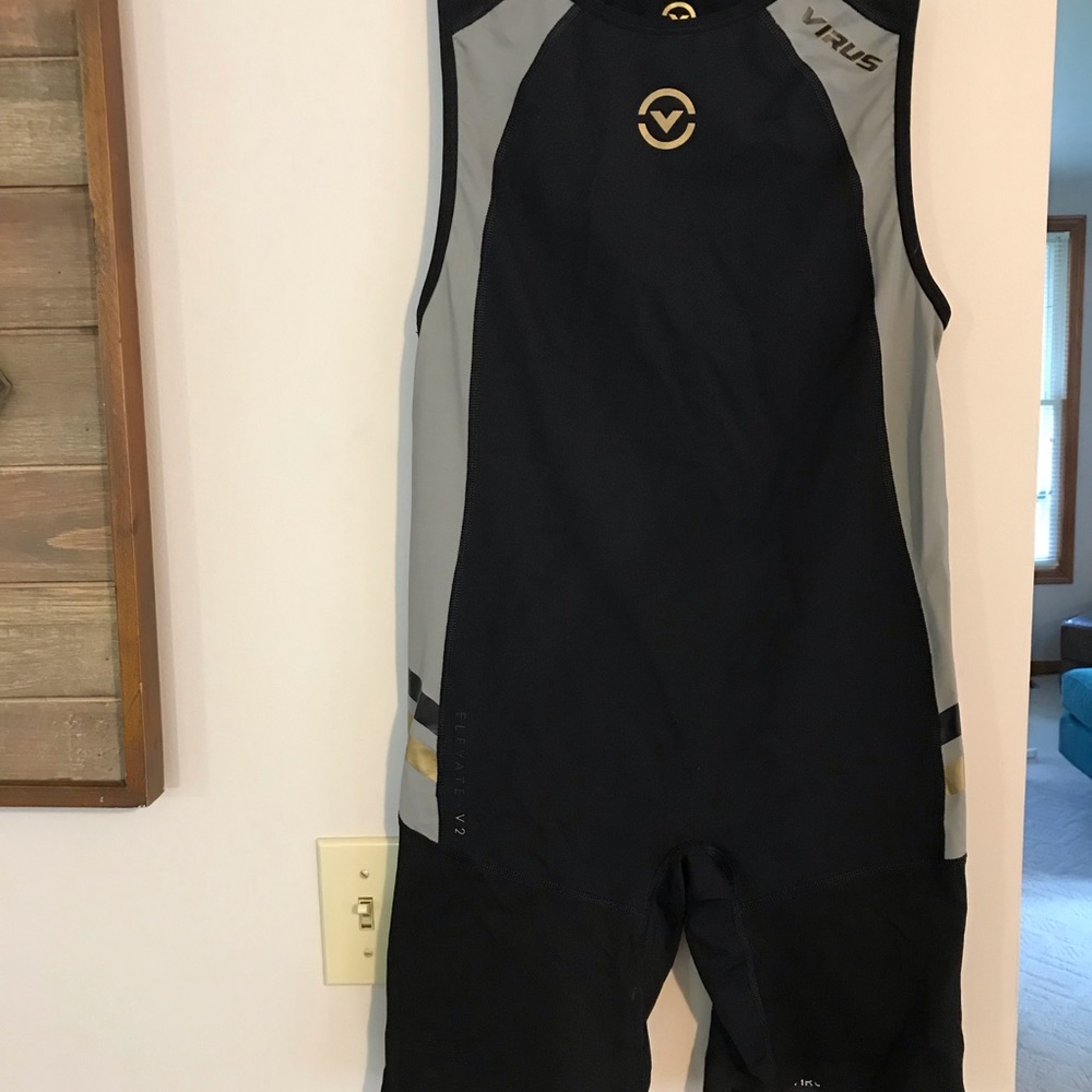 Black and Gold Virus singlet